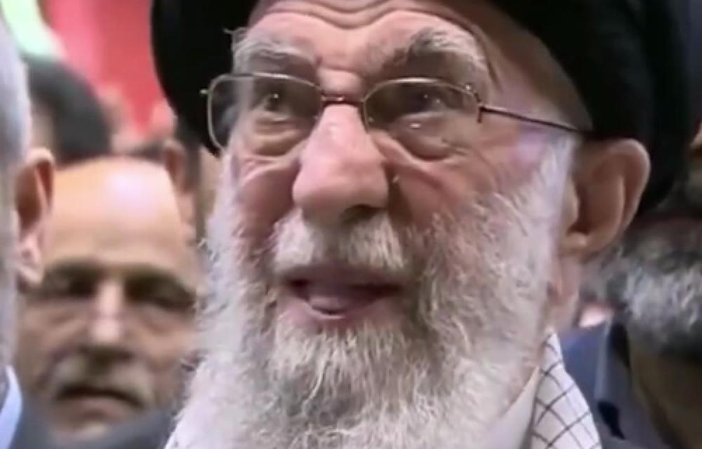هەڵهاتنی  عەلی خامنەیی بۆ  شوێنێکی نادیار